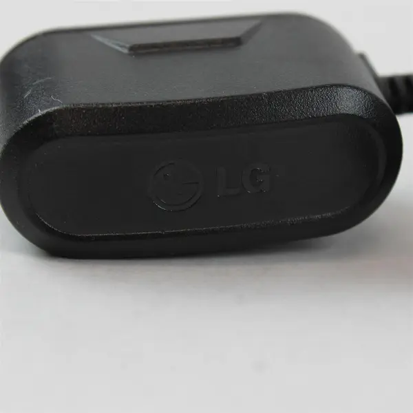 Lot of 2 LG Travel Adapters USB Devices STA-U12WS STA-U34WRI Black