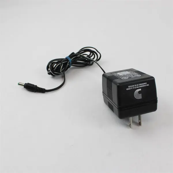Lot of 2 IEC C7 Power Cord + D'Addario PW-CT-9V 9V DC Adapter