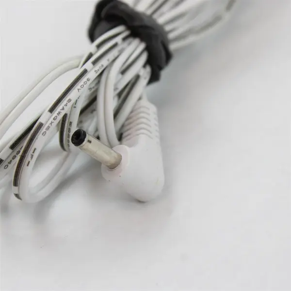 Homedics AC Power Adapter / Supply Model WRP06U-050050C (Output 5 V DC)