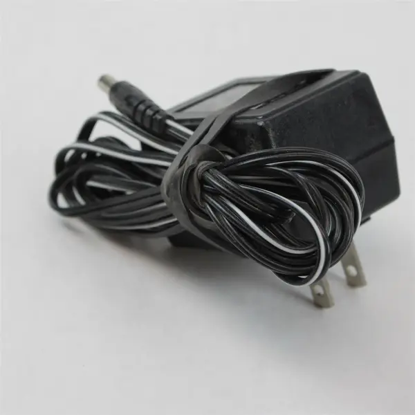 DIRECT PLUG-IN DIA-3590 120VAC to 9VDC 200mA Power Adapter