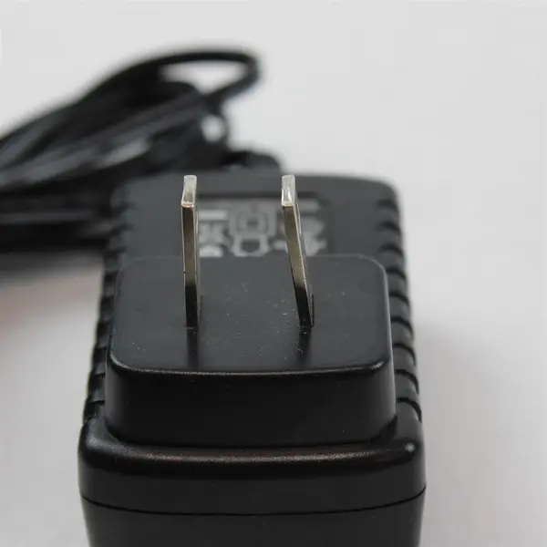 Hongben HB05J-0501004SPA 5V 1000mA Switching Power Supply Adapter
