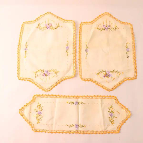 3 Pc Set VTG Floral Embroidered Placemats and Table Runner Dresser Scarf FLAWED