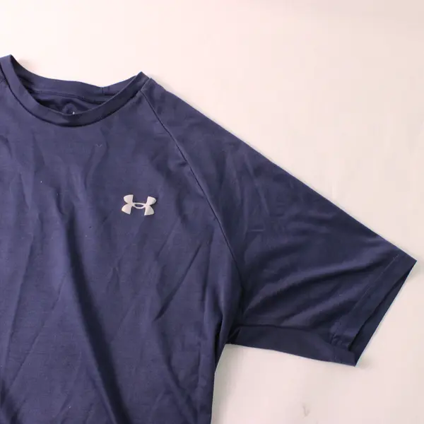 Under Armour Navy Blue Activewear T-Shirt Men's Medium