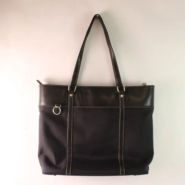 Targus Black Nylon and Faux Leather 15" Laptop Computer Deluxe Tote 