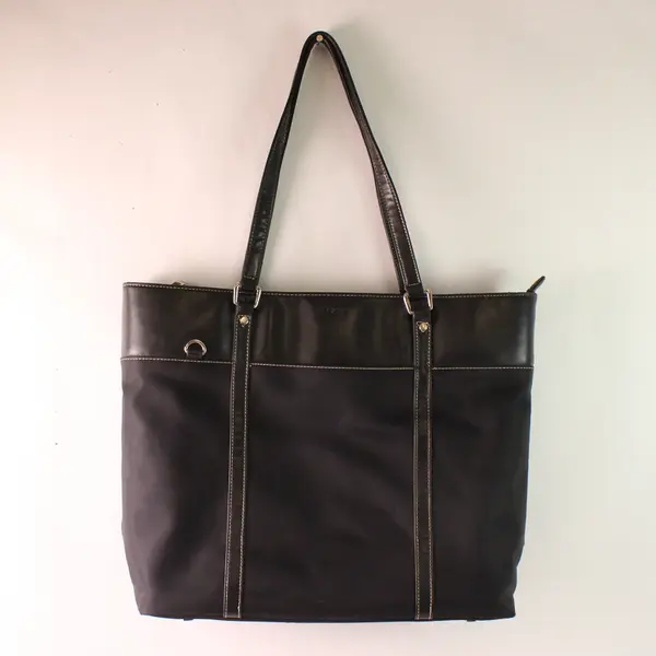 Targus Black Nylon and Faux Leather 15" Laptop Computer Deluxe Tote 