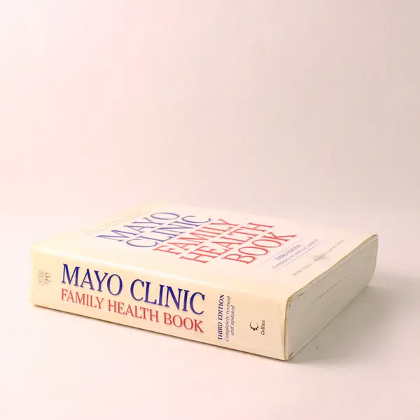 Mayo Clinic Family Health Book 3rd Edition Revised Updated 2005 Hardcover DJ