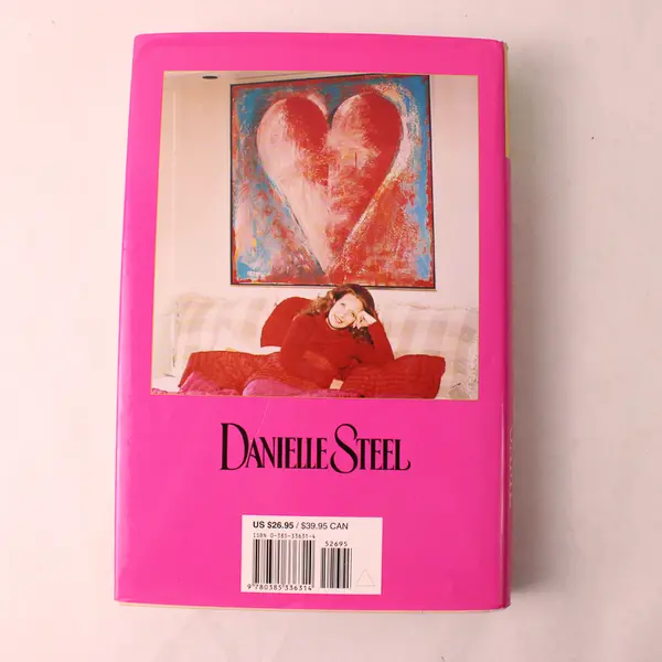Dating Game by Danielle Steel 2003 Hardcover Novel Hardcover Dust Jacket