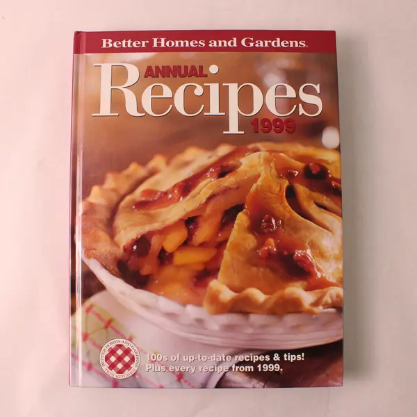 Vintage Better Homes and Gardens Annual Recipes 1999 Edition Hardcover Good
