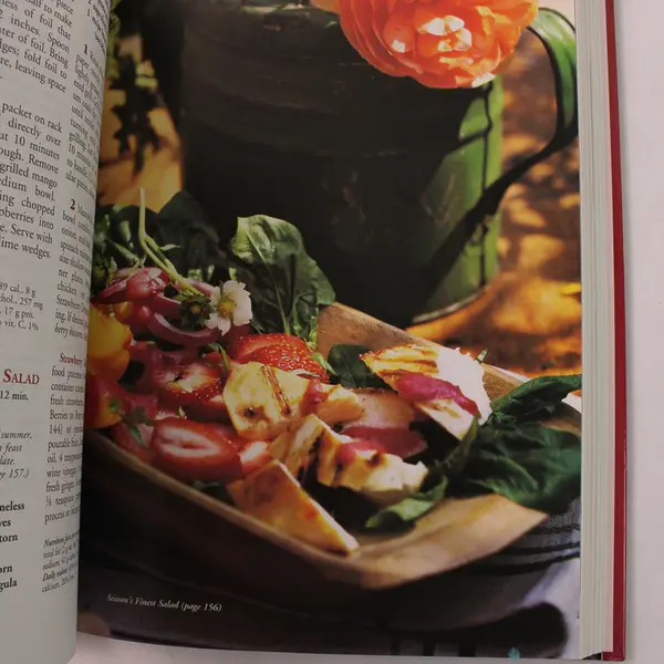 Vintage Better Homes and Gardens Annual Recipes 1999 Edition Hardcover Good