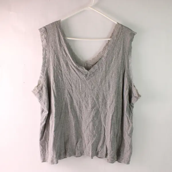 Enchanted Gray Lace Trim V-Neck Tank Top Women's 30/32W