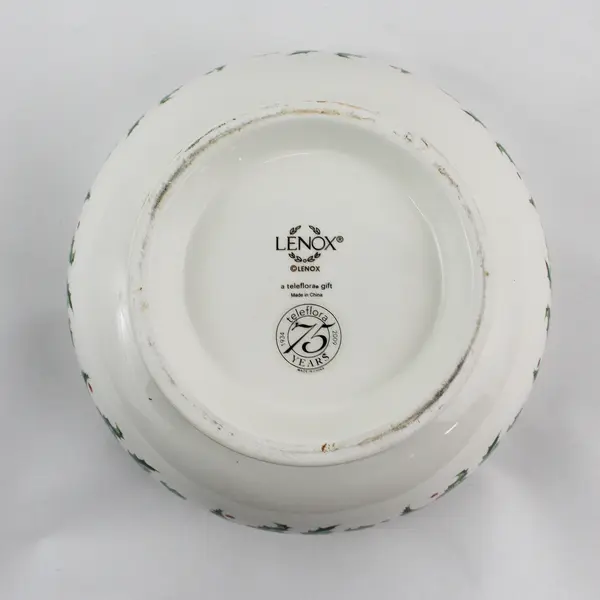 Lenox Teleflora 75th Anniversary 1934-2009 Holly Berry Serving Bowl  Gold Trim 