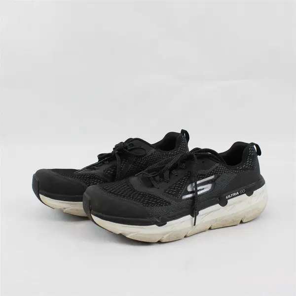 Skechers Black/White Ultra Go Max Cushioning Premier Sneakers Womens Size 9