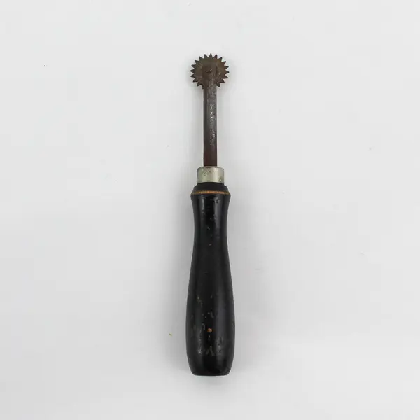Vintage Black Wood Handle Sewing Tool Tracing Wheel