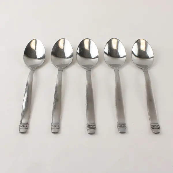 Lot of 5 Cuisinart Flatware CUI17 Pattern Stainless Oval Soup Spoons 7.5" Good