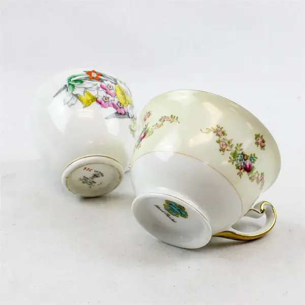 Lot of 2 Bone China Teacups Victoria C&E Daffodil & Meito Hand-Painted Gold