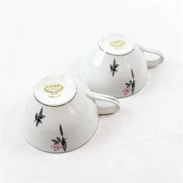 Set of 2 Laurel China Trellis Teacups Gold Trim Vintage