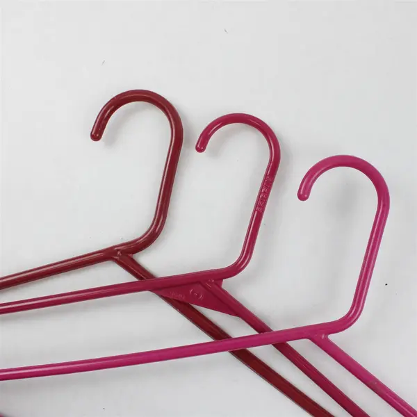 RUFFIES Lot of 10 Magenta Pink Plastic Clothes Hangers Shirts Pants