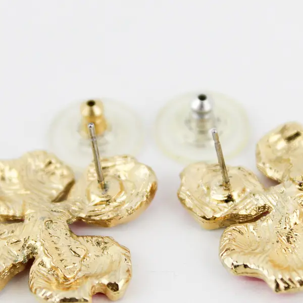 Vintage Giovanni White And Pink Enamel Dogwood Stud Earrings