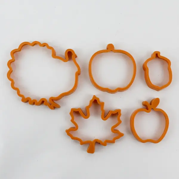 Set of 5 Vintage Amscan Fall Thanksgiving Plastic Cookie Cutters