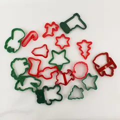 Lot of 18 Christmas Holiday Plastic Cookie Cutters