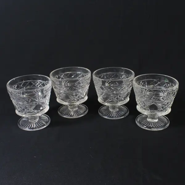 4 Vintage Hazel Atlas Big Top Peanut Butter Footed Sherbet Dessert Dish Glasses