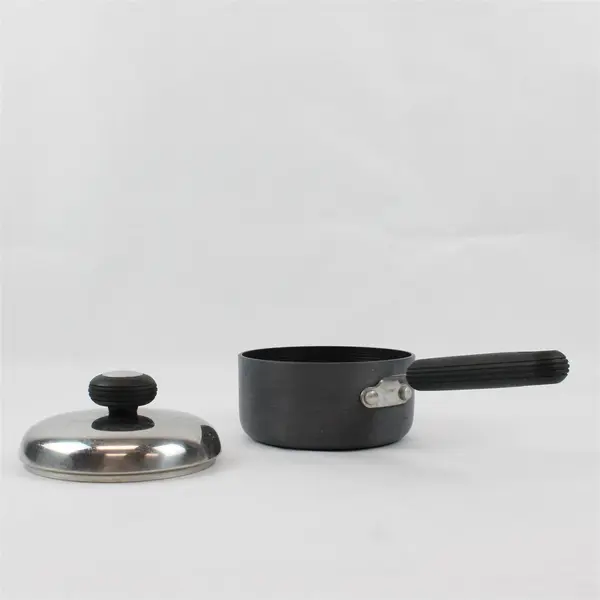 Circulon Anodized Nonstick Saucepan 1 Qt with Lid