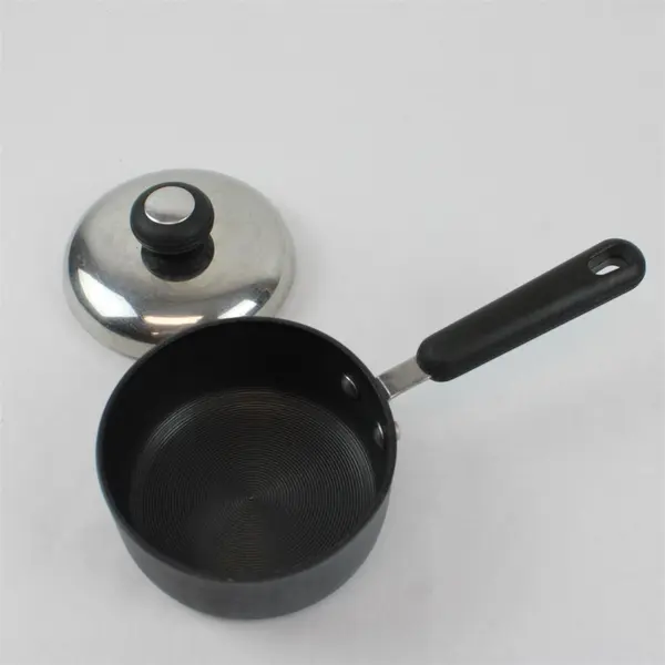 Circulon Anodized Nonstick Saucepan 1 Qt with Lid