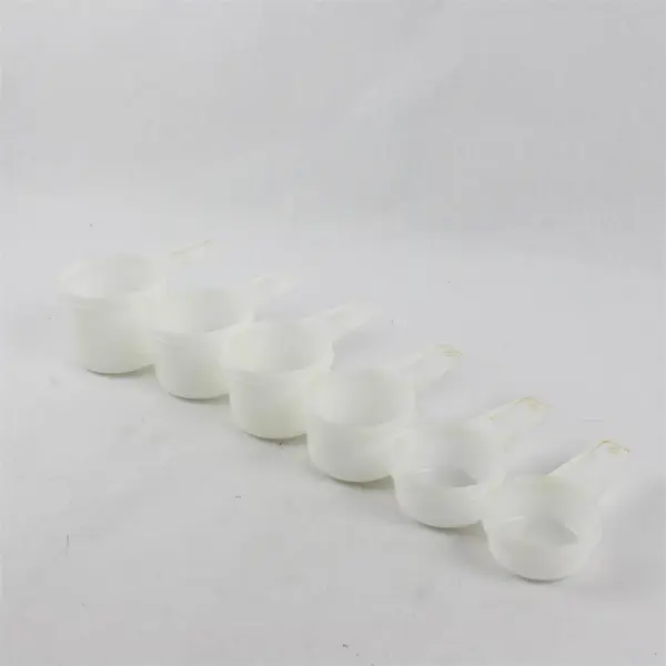 Vintage Tupperware White Measuring Cups Set of 6 1/4-1 Cup