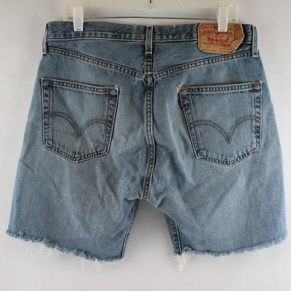 Levi's 501 Shorts Men's 34 Blue Denim Raw Hem Button Fly Medium Wash Cutoff