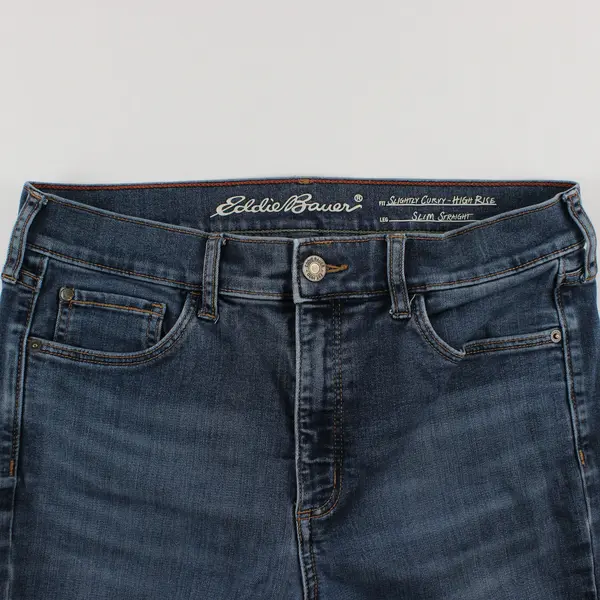 Eddie Bauer Womens 10 Medium Wash Slightly Curvy High Rise Slim Straight Jeans