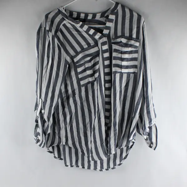 A New Approach Blue & White Striped Roll-Tab Sleeve Blouse Women's Medium