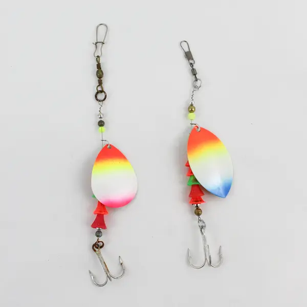 Lot of 2 Unbranded Multi-Color Wedding Ring Spinner Lures Freshwater