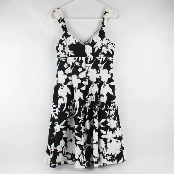American Living Black & White Floral Empire Waist Knee-Length Dress Women's 4