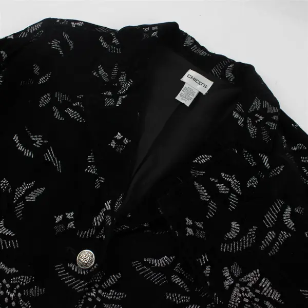 Chico's Silver Embroidered Black Velvet Blazer Women's Size 2