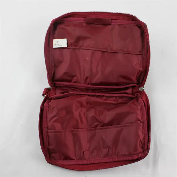 Zondervan Red Bible Carry Case with Pockets Stained Corner