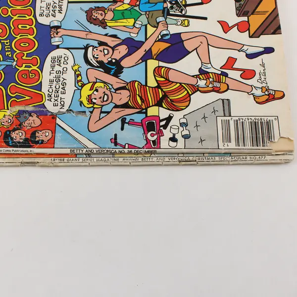 Lot of 2 Vintage Archie Giant Series Magazines - No. 477 & No. 36 1978 & 1990