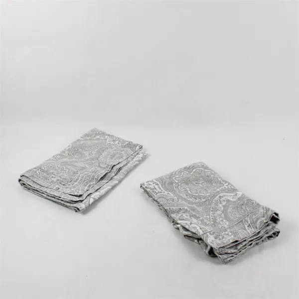 HILLST Lot of 2 Standard Pillowcases Gray/White Paisley 23x29