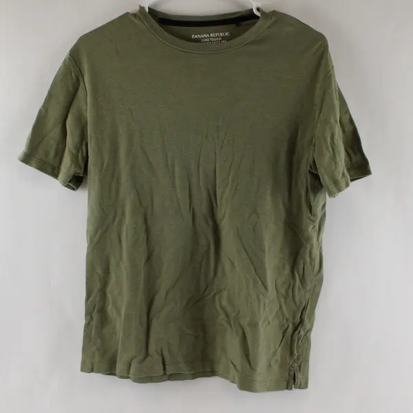 Banana Republic Olive Green Luxe Touch Performance Tee Men's Medium