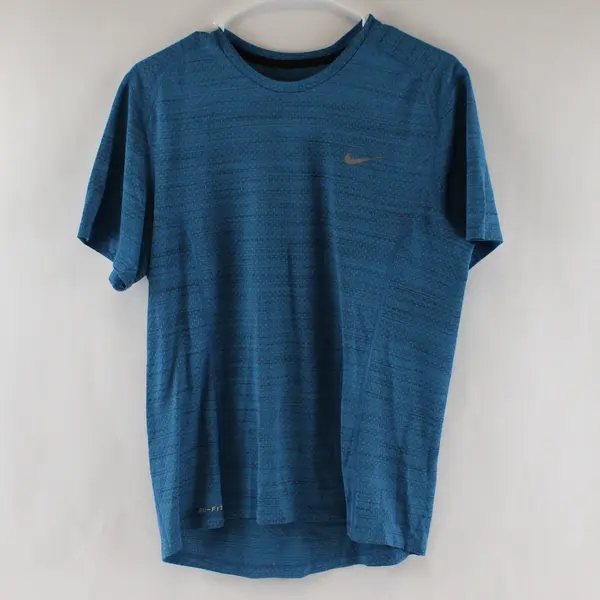 Nike Blue Short-Sleeved Athletic T-Shirt Men's Medium