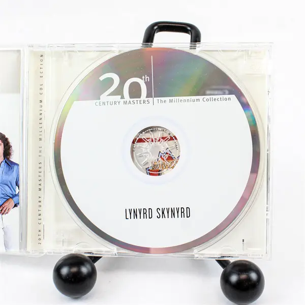 The Best Of Lynyrd Skynyrd - The Millennium Collection 1999 #MCAD - #11941 