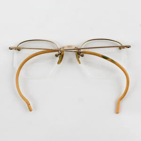 Antique C.O.C.  1940s Rimless 12K Gold Filled Eyeglasses Case Display Only