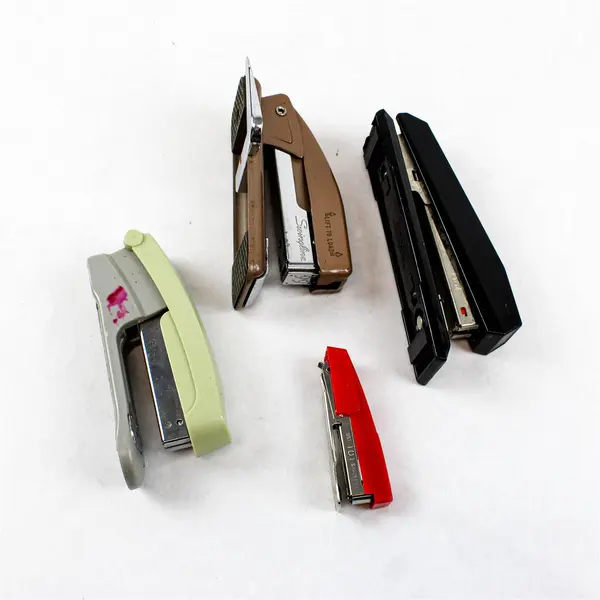 Mixed Lot of 4 Vintage Staplers Swingline Red Tot 50 Mini Black Tan Green