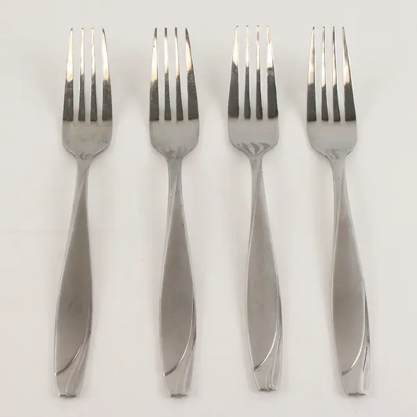 4 18/0 Dinner Forks  in the Pattern Lunea Frost by Mikasa