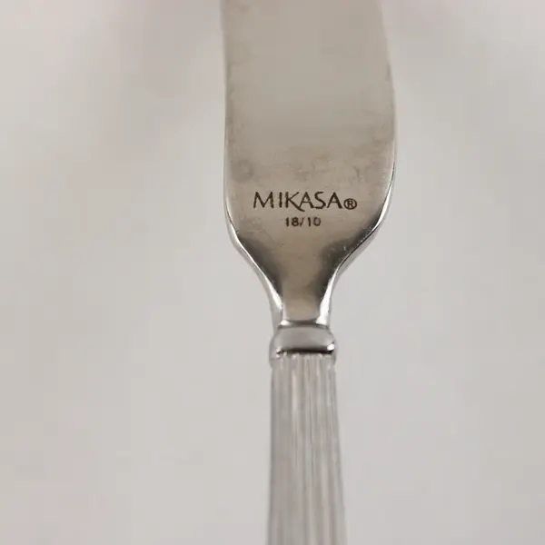 Two Individual Spreaders, One Master Butter Knife - Italian Countryside Mikasa