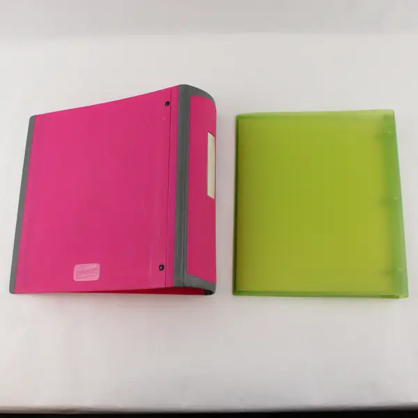 Lot of 2 Staples 3-Ring Binders Green Pink 1.5in 4in Spines