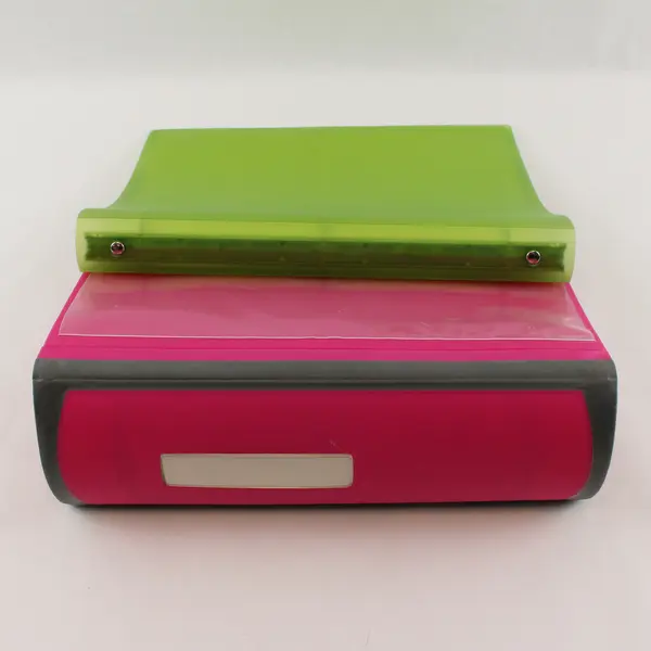 Lot of 2 Staples 3-Ring Binders Green Pink 1.5in 4in Spines
