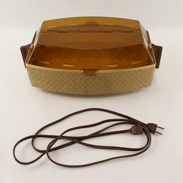 Vintage Salton Hotray Bun Warmer Server Basket Amber Lid Made in USA