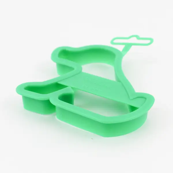 1993 VTG Wilton Sitting Puppy Dog Green Plastic Cookie Cutter 4"
