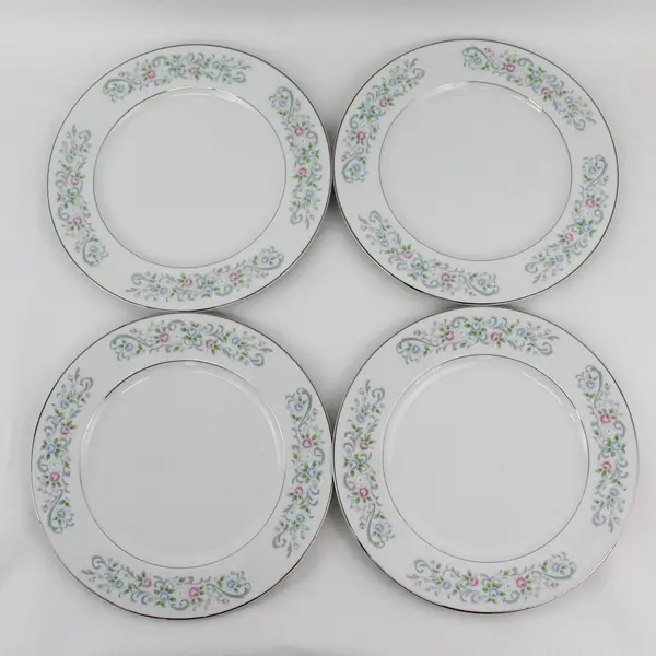 Sango Oxford Pink Melody Set of 4 10.5in Dinner Plates MPN 537