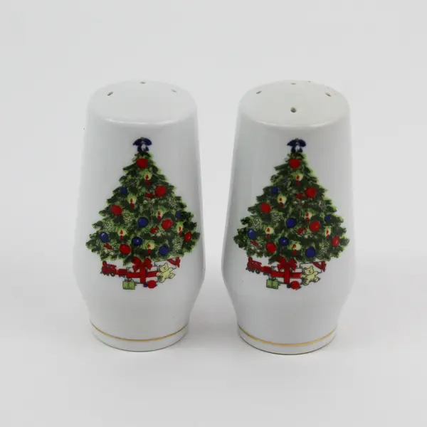Vintage Trisa TRS1 Christmas Tree Salt & Pepper Shakers 3.75" Porcelain